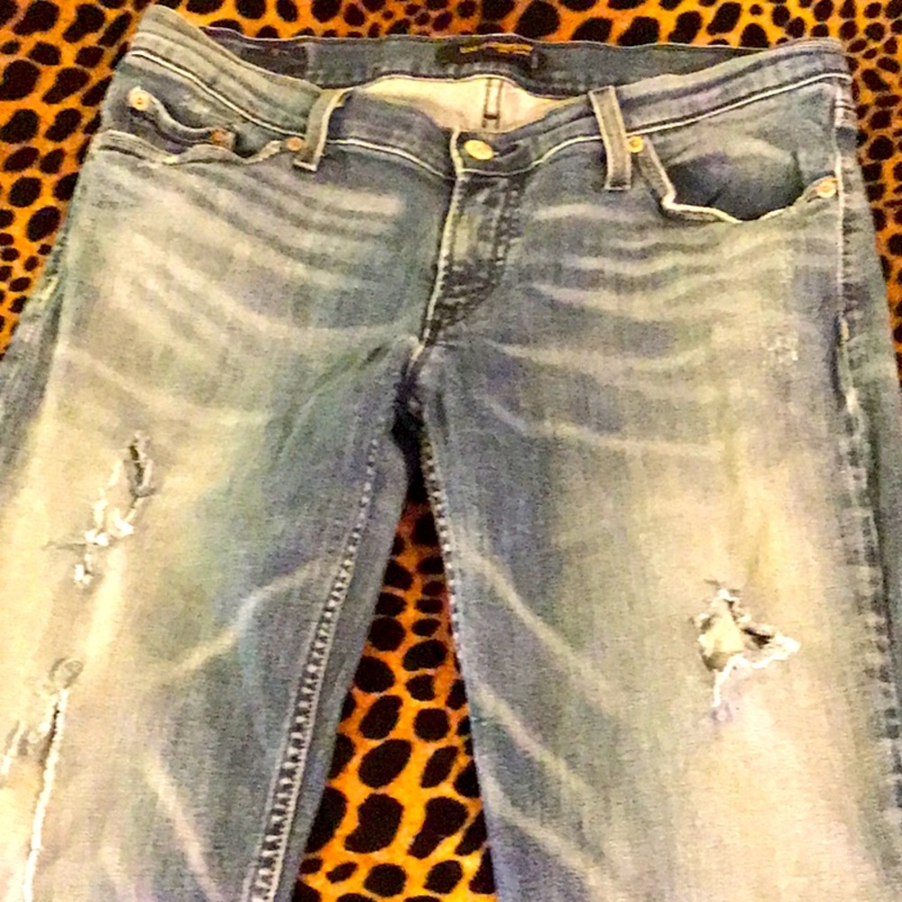 Levis too super low 524 jeans